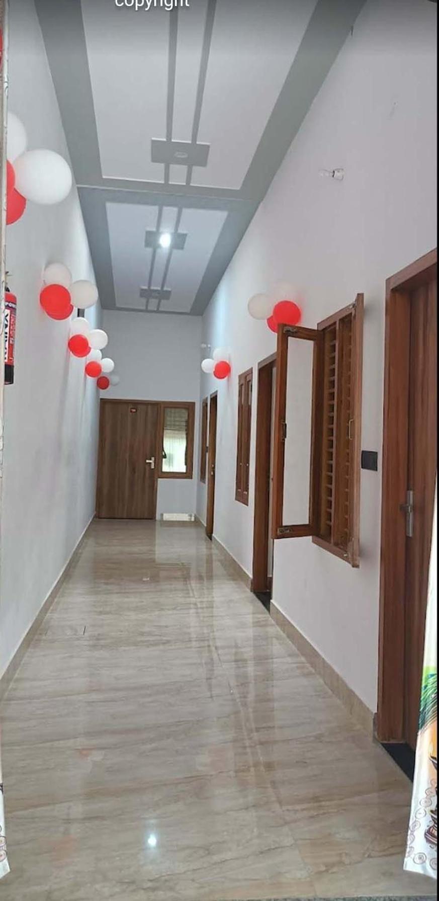 Hotel Rudra Residency Near Railway Station Mathura Extérieur photo